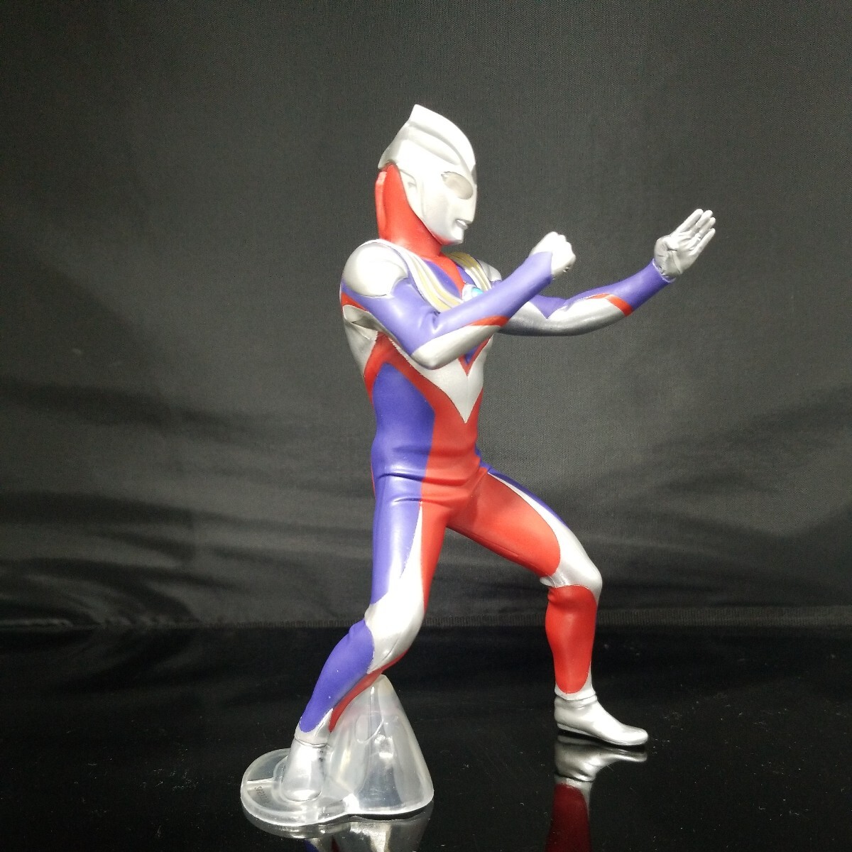 BANDAI 円谷プロ バンダイ ウルトラマンティガ フィギュア 画像が全てです。ご入札前には必ず商品説明をお読みくださいませ。_画像3