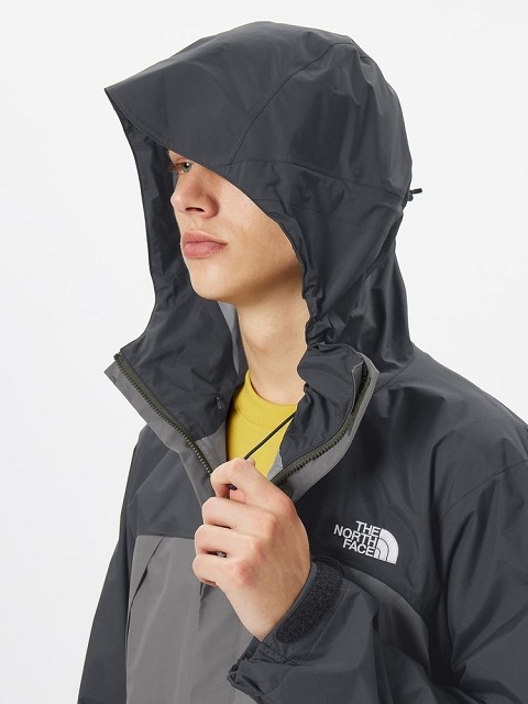 ザノースフェイスTHE NORTH FACE 防水 ドットショットジャケットNP61930スモークドパール×黒Ｍ_画像2