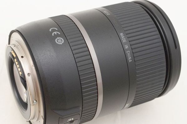 ☆極上美品☆ TAMRON タムロン 28-300mm F3.5-6.3 Di VC PZD A010 元箱 付属品 Canon用 ♯24032303の画像5