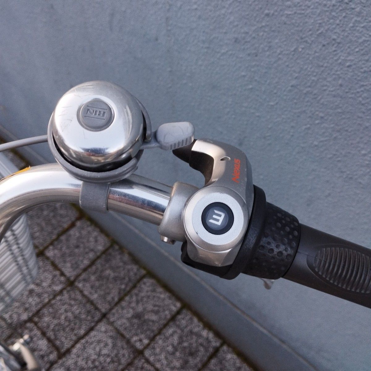 電動アシスト自転車サンヨーエネループ引取限定バッテリー充電器 電動アシスト自転車サンヨーエネループ引取限定バッテリー充電器