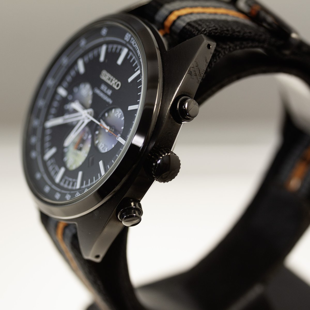 セイコー ソーラー V175-0EN0 SSC669 リクラフト クロノグラフ 黒文字盤 デイト メンズ腕時計 中古美品の画像3