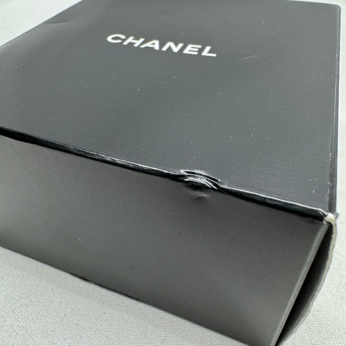 CHANEL シャネル カメリア ペーパーウェイト アロマプレート ノベルティ セラミック ホワイト系 置物 箱あり 本体の画像8