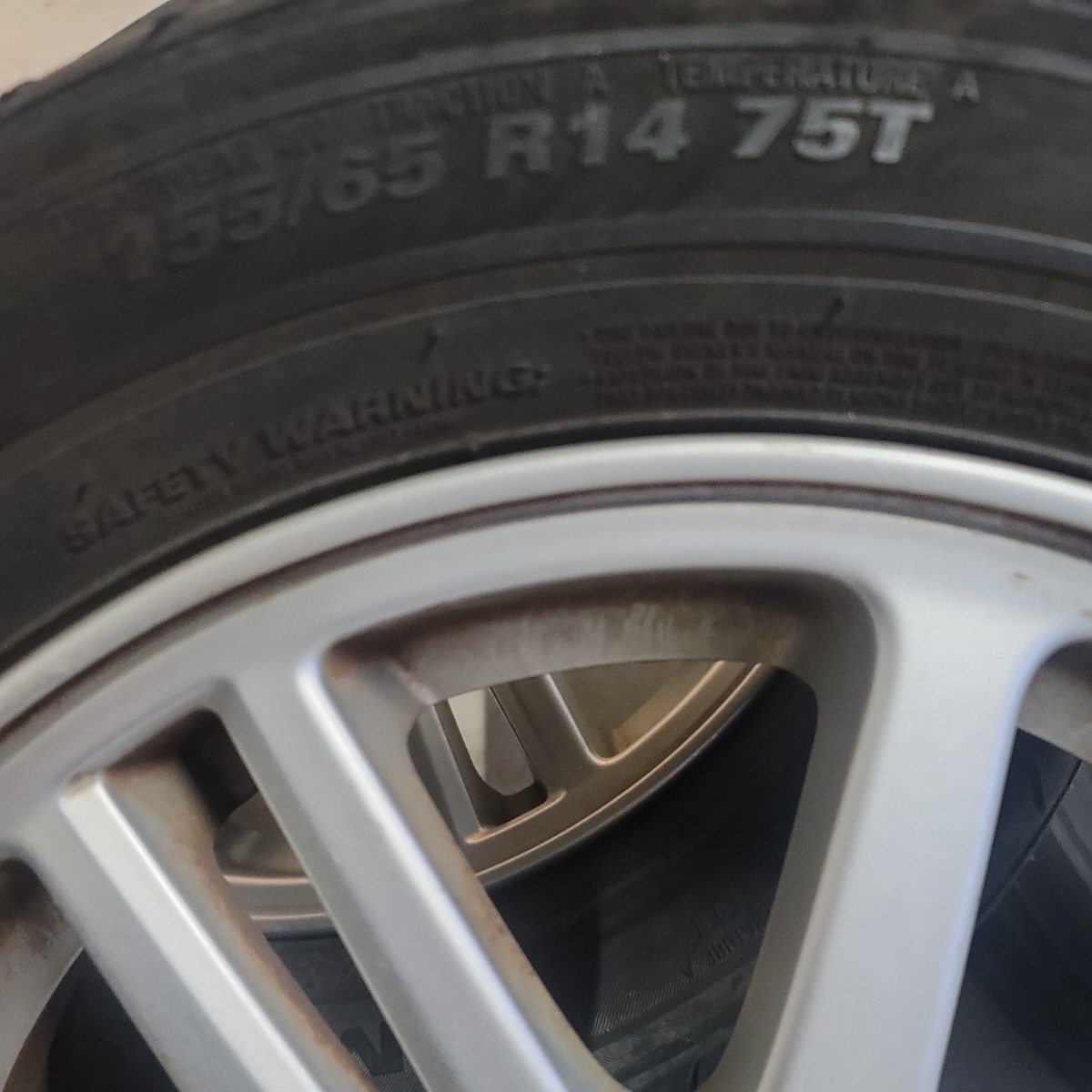 ダイハツ 純正　アルミホイール　155/65R14　タイヤセット　タント　ミラ　キャンバスなどに_画像9