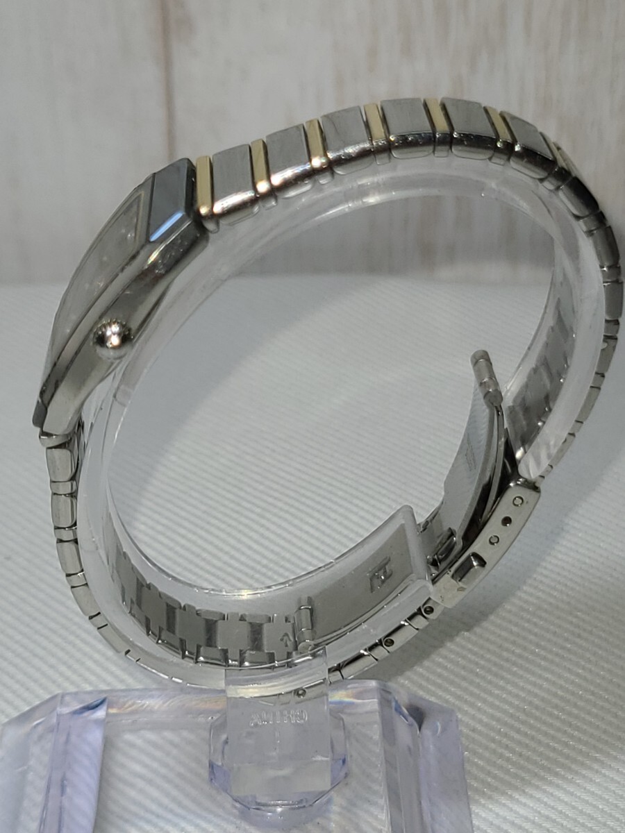 ラドー ダイヤスター 石付 33052623 スクエア グレー文字盤 レディース腕時計 クォーツ不動品 電池無しの画像2