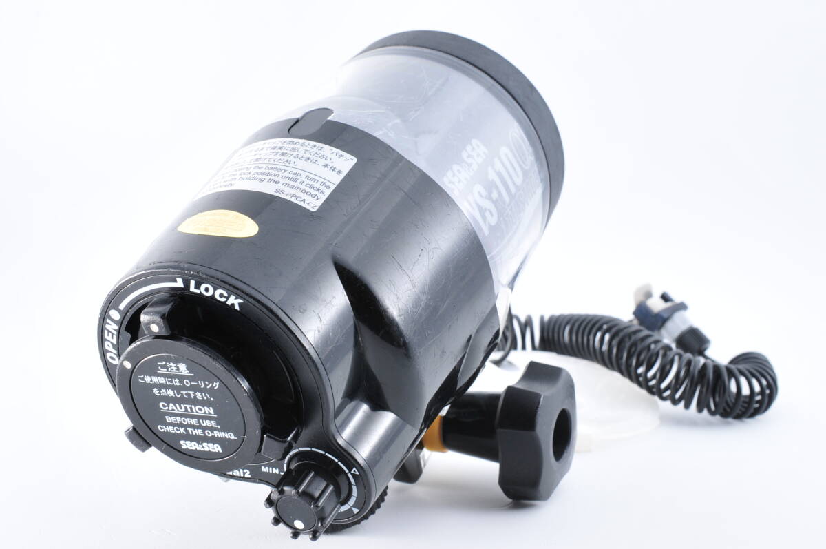 ★人気品★ SEA&SEA 水中ストロボ YS-110α TTL STROBE#229.600の画像3