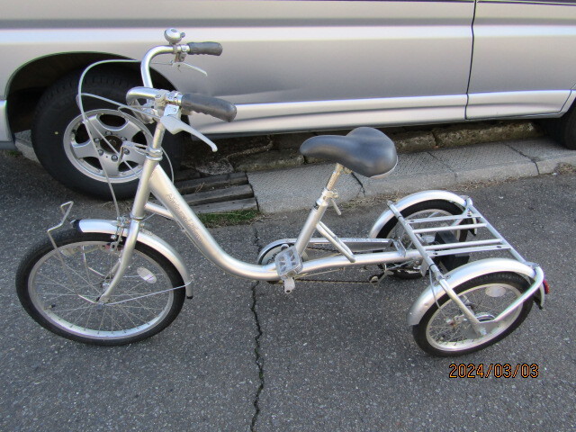 タケダ三輪自転車 ナチュラルフロー ２０/１６インチ 中古良品 カゴなし 現状販売の画像1