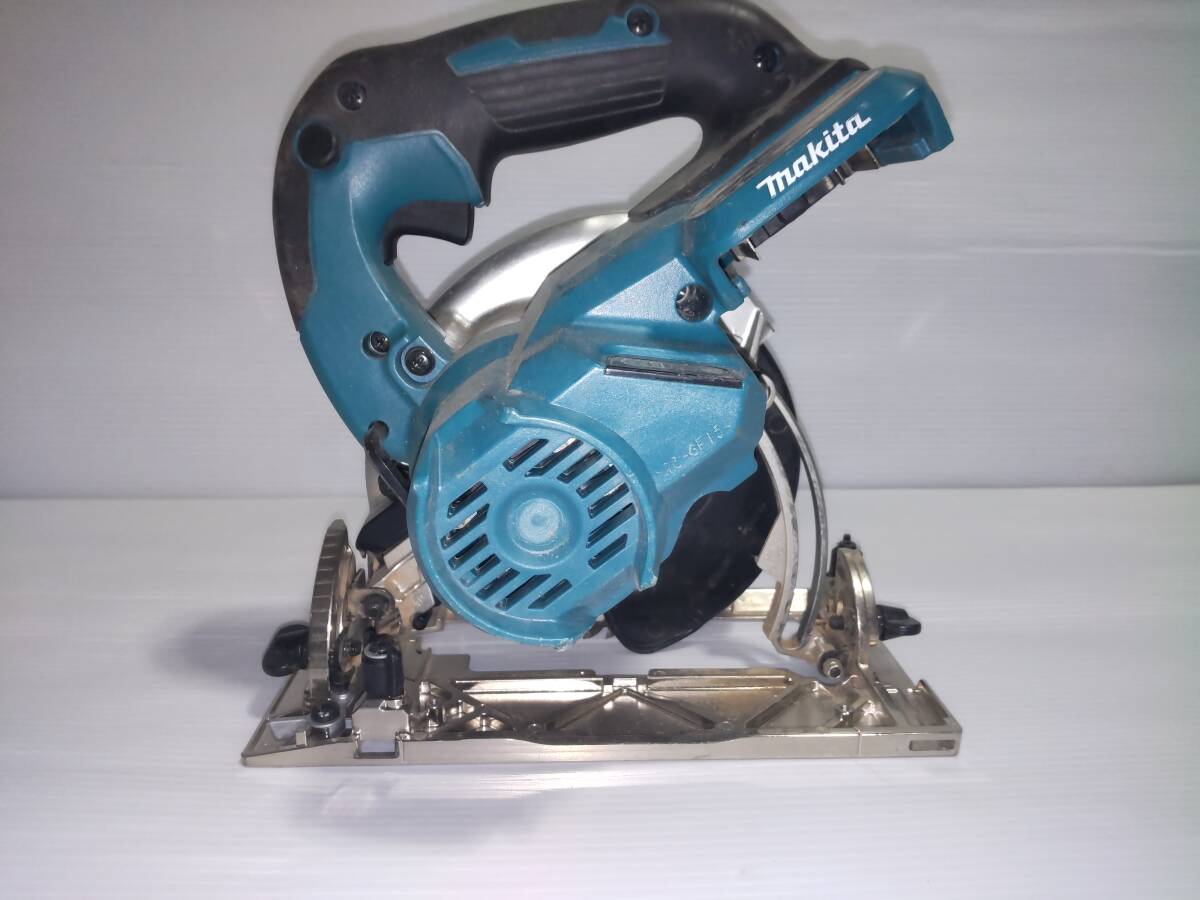 ☆makita マキタ 18V 165mm 充電式マルノコ HS631D 本体のみ☆の画像3