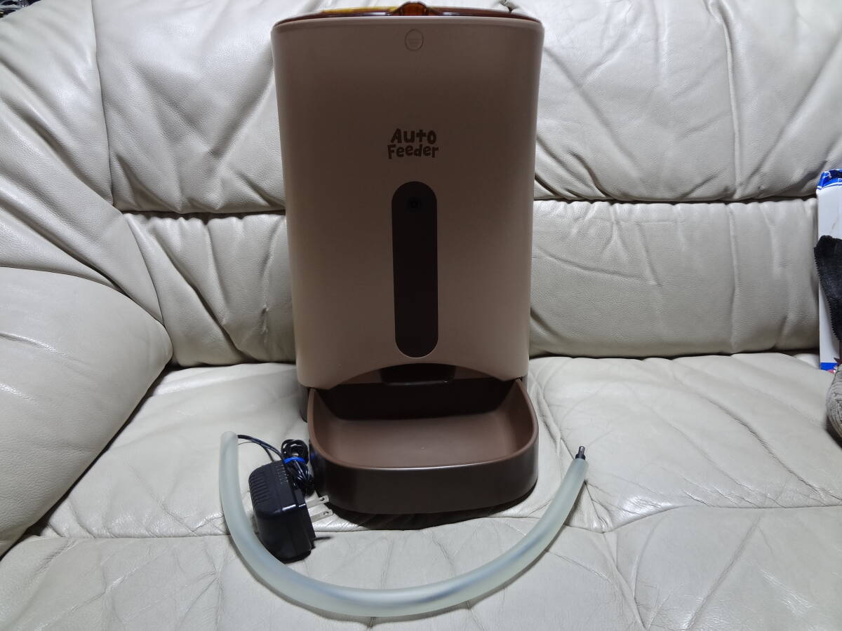 ma LUKA n automatic feeder cat * small * medium sized dog oriented for pets auto feeder camera attaching CT-399 exhibition goods unused goods 