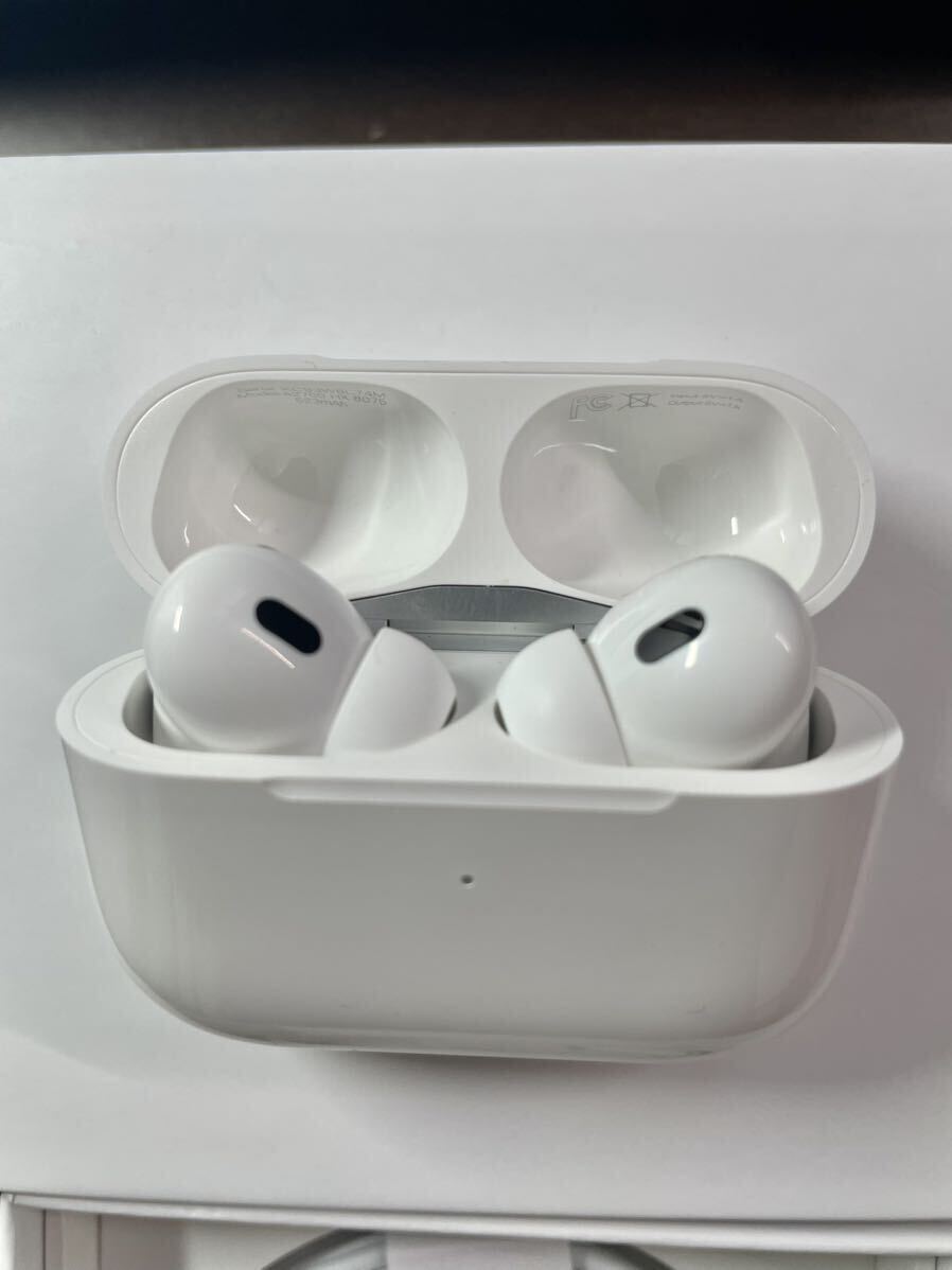 Apple AirPods Pro 第2世代 MQD83J/A ライトニング【美品】購入歓迎_画像2