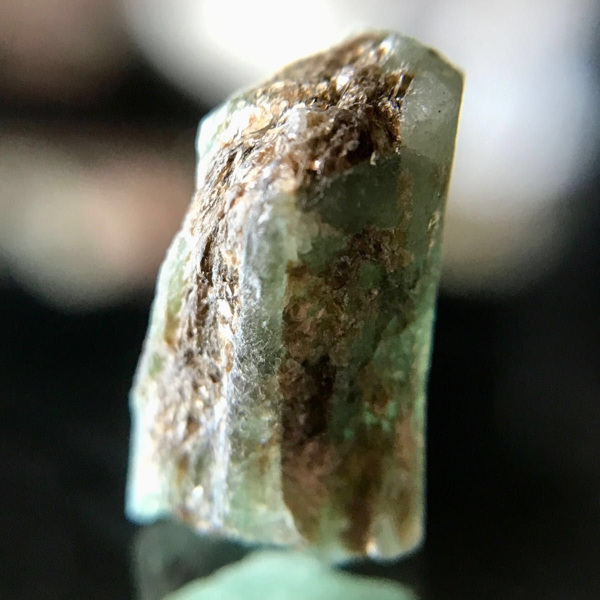 エメラルド 原石 8.3ct 天然エメラルド パキスタン 天然石 エメラルド標本 宝石 一点もの コレクション 鉱石 鉱物