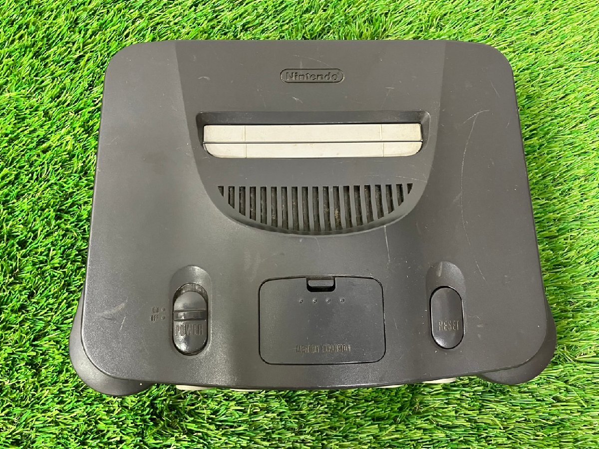 【現状品】『3-348』任天堂 Nintendo 64 本体、カセット、コントローラー、アダプター　Gamecube ゲームキューブ コントローラー_画像4