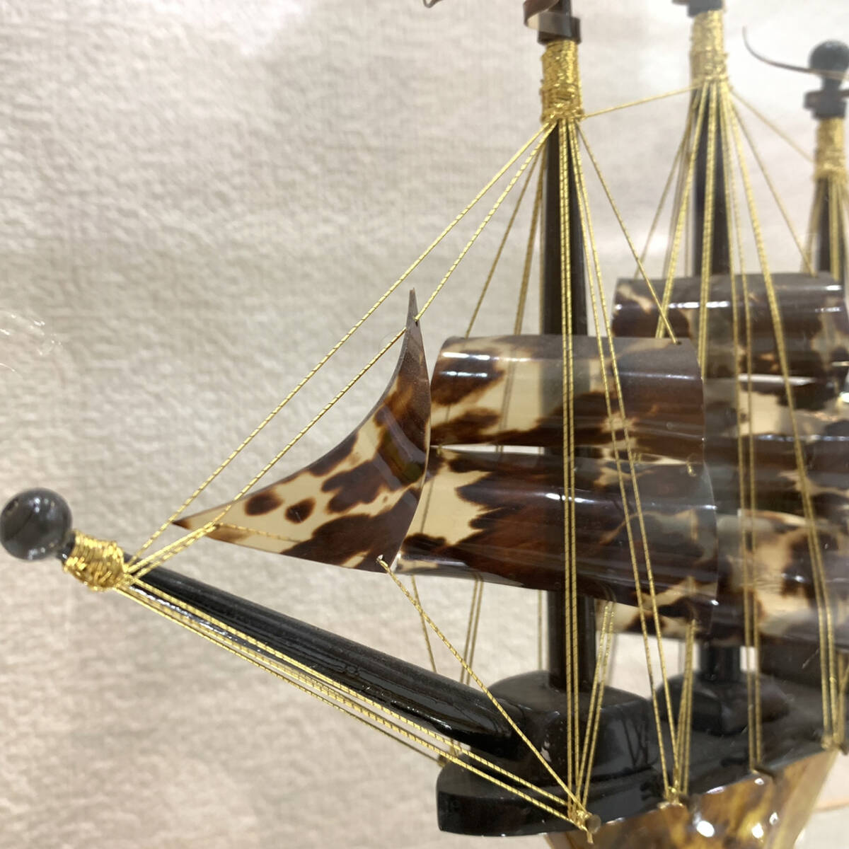 鼈甲船 本鼈甲 べっ甲製 帆船 船 模型 造形 オブジェ 置物 ガラスケース レトロ ヴィンテージ アート インテリア コレクション 1729の画像4
