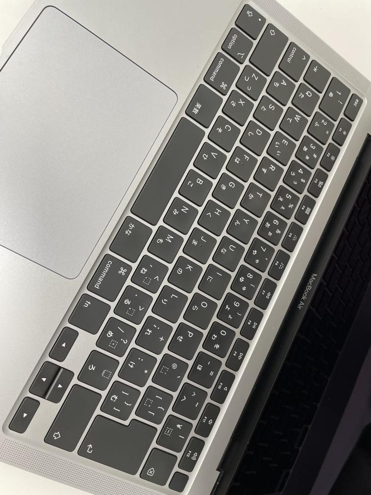 ★M601【ジャンク品】 MacBook Air 2020 13インチ 1.1GHz Intel Core i5 MWTJ2J/A_画像2