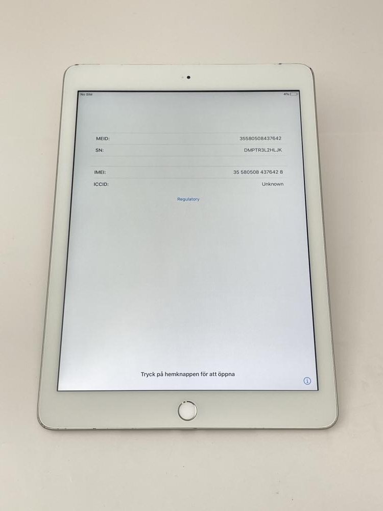 1082【ジャンク品】 iPad 第5世代 32GB softbank シルバー_画像1