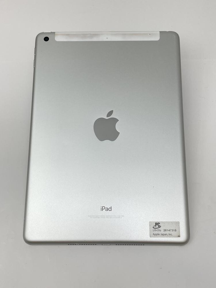 842【ジャンク品】 iPad 第5世代 32GB softbank シルバー_画像2