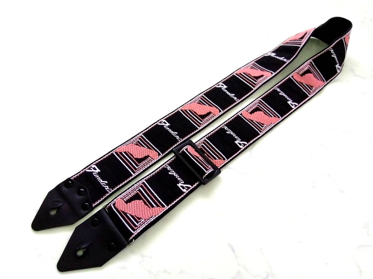 状態良好★限定品 Fender USA VINTAGE MODIFIED MONOGRAMMED STRAP ピンク モノグラム・ストラップ BK/WH/PK ハマ オカモト★フェンダーの画像2