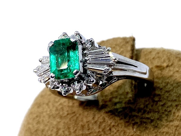 [ prompt decision /6.5 number ] PT900 emerald diamond ring E:0.70ct D:0.38ct ring jewelry platinum 6.1g