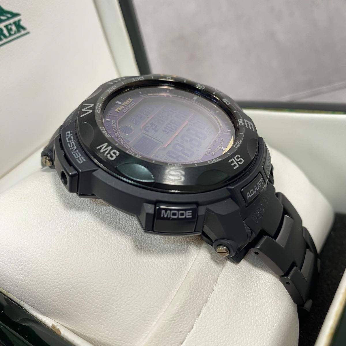 【未使用品】　CASIO PRO TREK プロトレック　PRW-2500YT