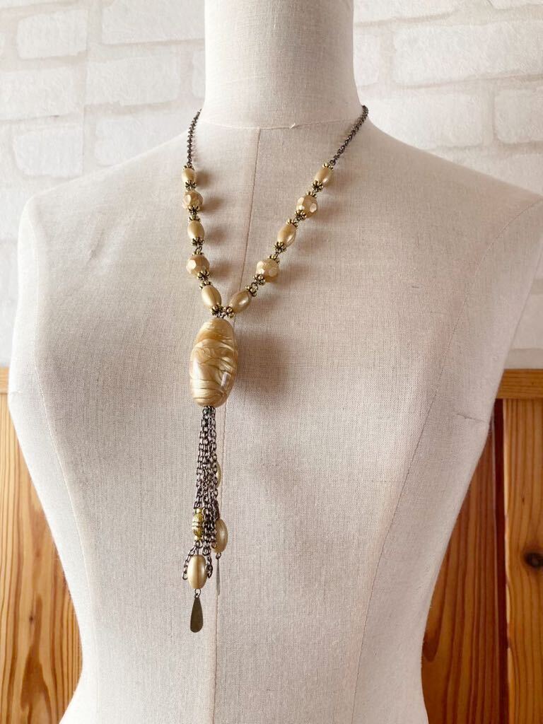 未使用 上品 ネックレス アンティーク ペンダント ベージュ系 ロング アクセサリー antique necklace pendant vintage accessory G_画像5