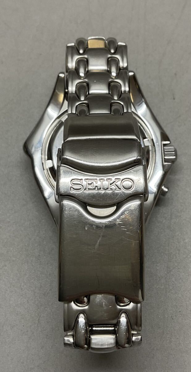 ⑤SEIKO KINETIC セイコー キネティック 5M43-0D80 腕時計 メンズ 黒文字盤 幅40mm 腕周り17cmの画像5