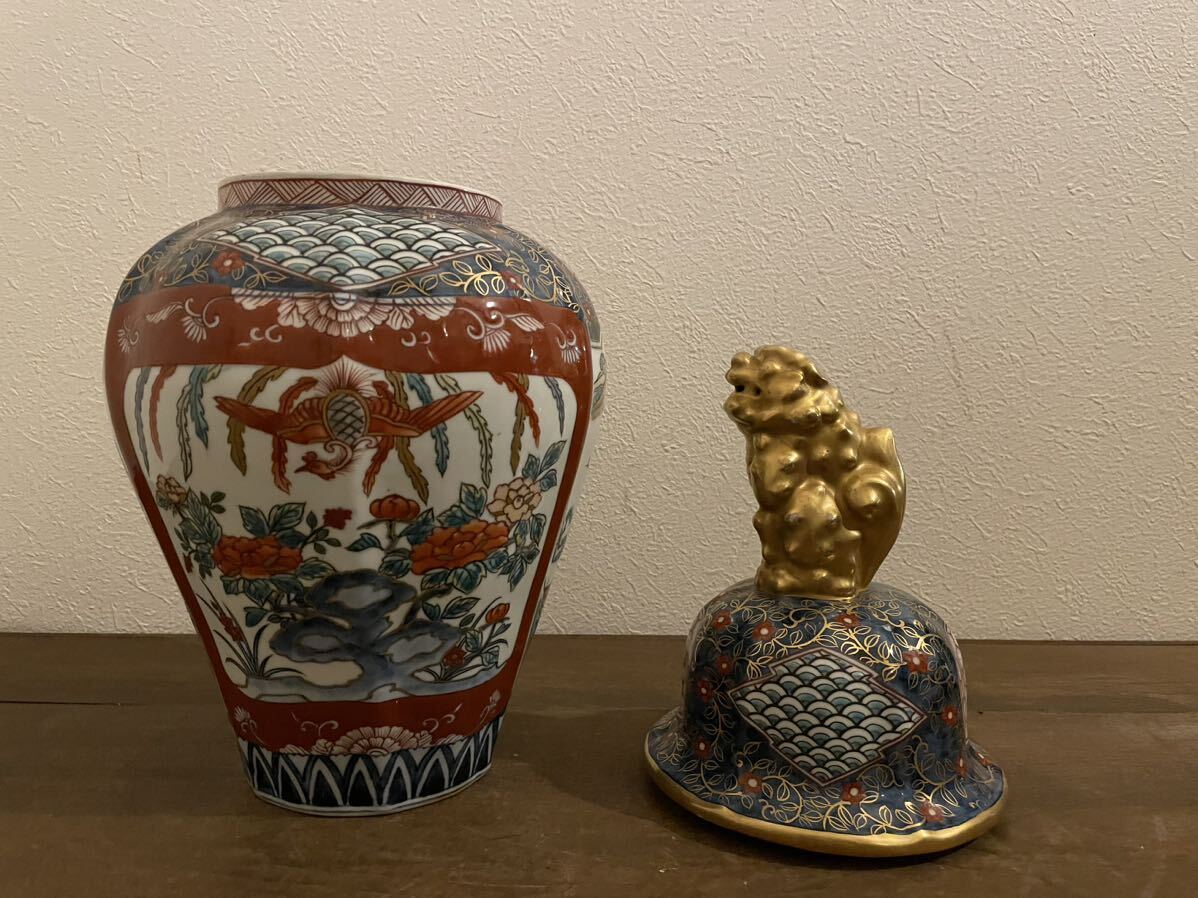 ◆壺◆骨董品 飾り壺 金彩 蓋付き　獅子　陶器 検索：古伊万里　伊万里　有田焼　九谷焼　沈香壺 沈香壷_画像6