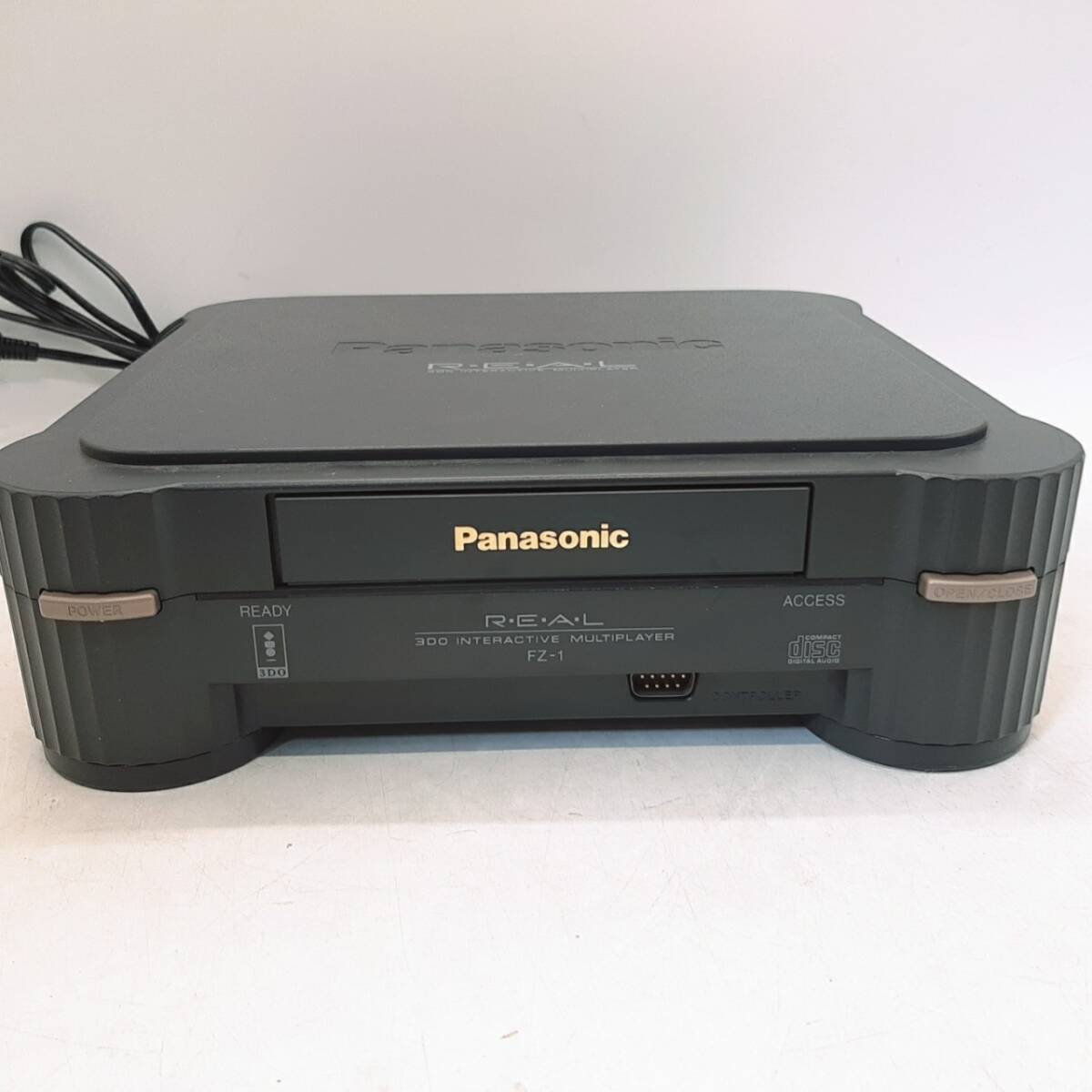 r245【1円スタート】 Panasonic パナソニック 3DO REAL 本体 FZ-1 インタラクティブマルチプレーヤー 通電のみ確認済 現状品 レトロの画像3