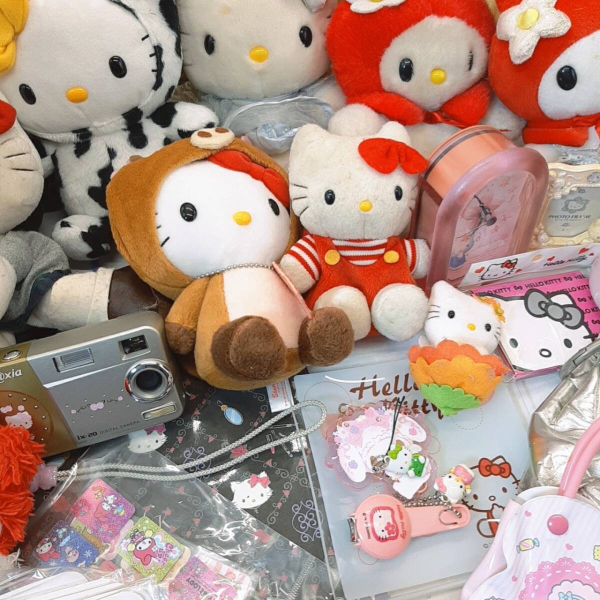 p172【1円～】 SANRIO サンリオ グッズ ぬいぐるみ 雑貨等 まとめ ハローキティ マイメロ ポムポムプリン 他 現状品 の画像6