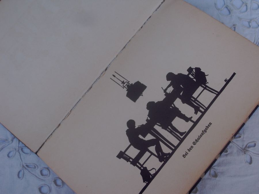  Germany Vintage book@ foreign book family life in zeru library .. Silhouette. book@insel