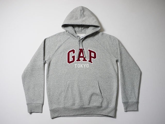 GAP　ギャップ　スウェットパーカー　Lサイズ　ロゴワッペン　TOKYO　限定　トレーナー　スエット　フーディー　_画像1