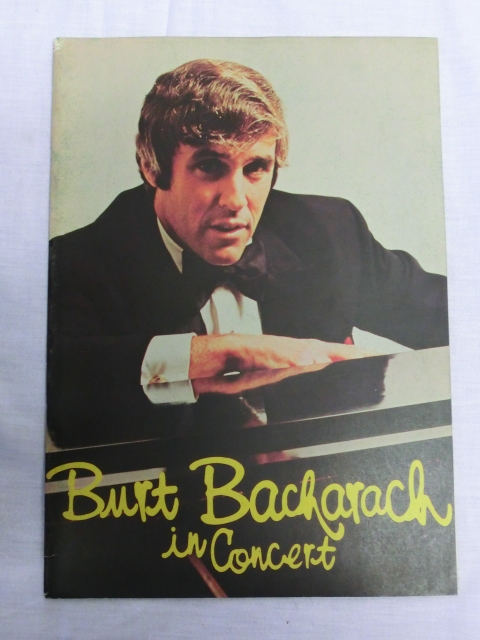 パンフレット バート・バカラック 1971年 初来日公演 BURT BACHARACH in Concert 大判の画像1