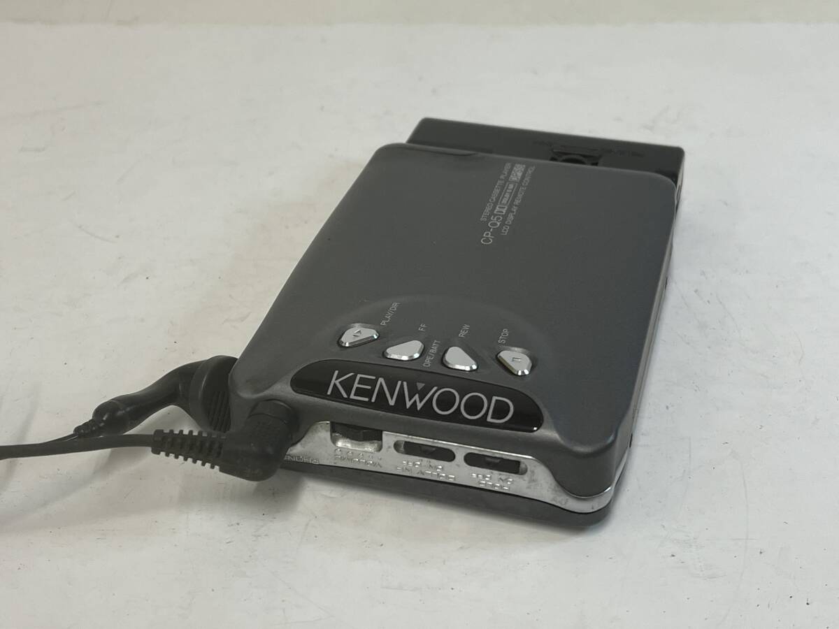 260 KENWOOD CP-Q5 ケンウッド カセットプレーヤー ポータブルカセットプレーヤー リモコン付 _画像4
