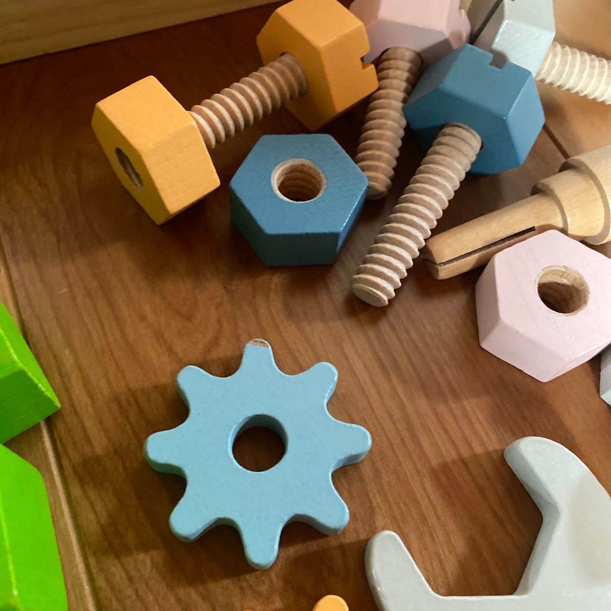 木のおもちゃセット　HEROS積み木　工具セット