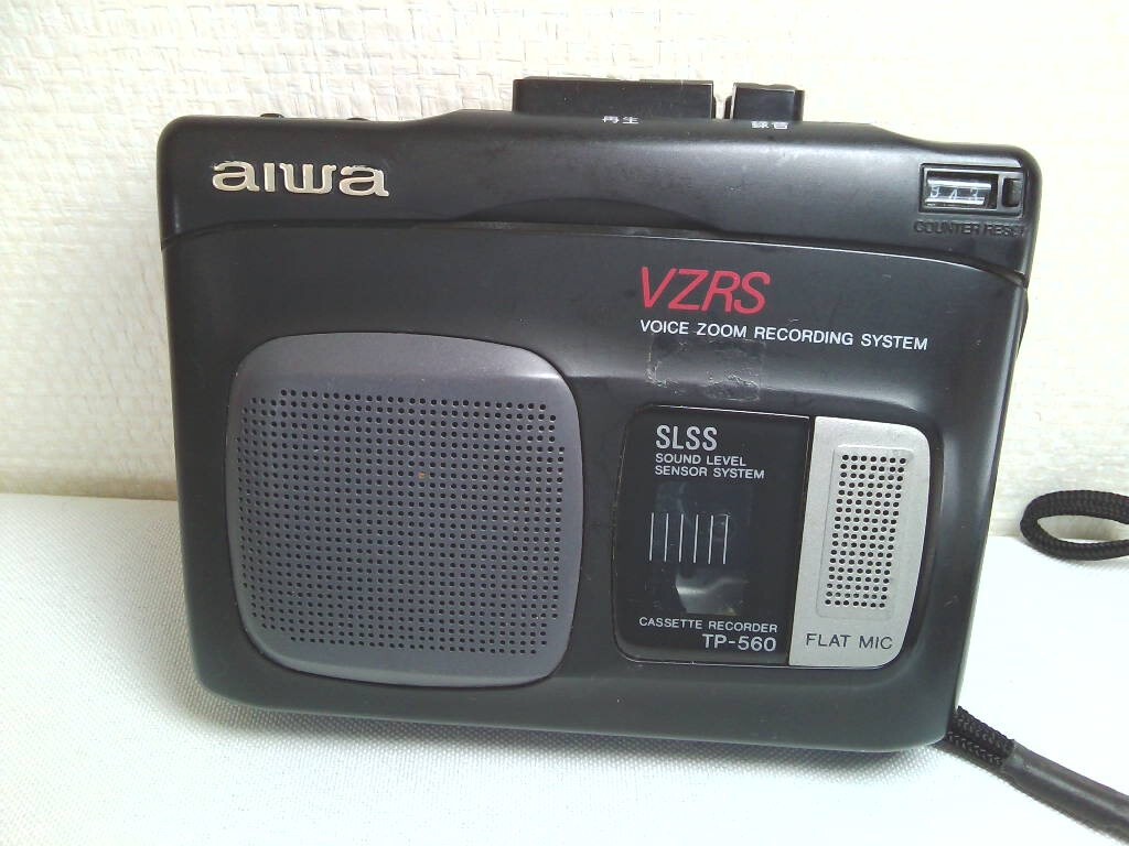 aiwa アイワ ポータブルカセットレコーダー TP-560★動作品_画像1