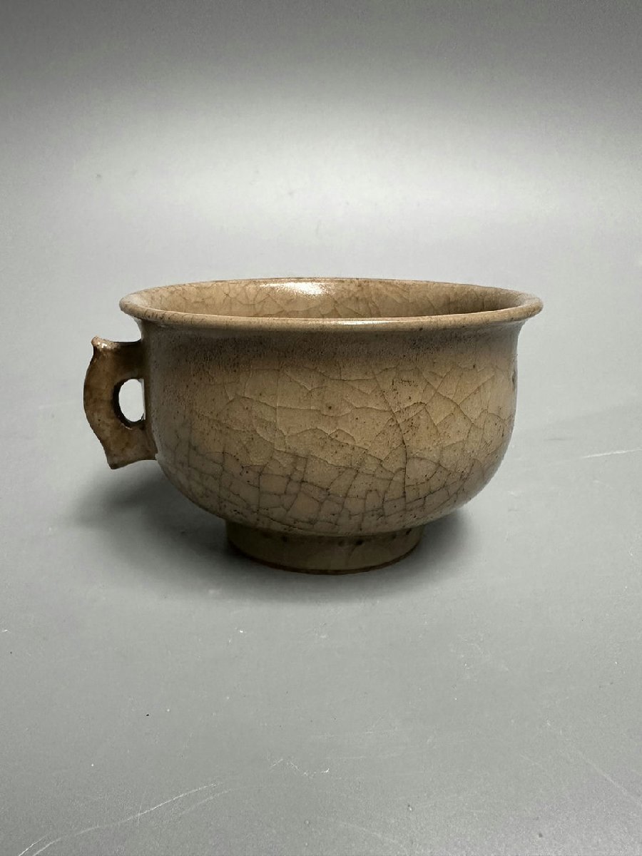 ◆羽彰・古美術◆A9740南宋 龍泉米黄釉把柄杯・古陶磁器 ・珍品旧蔵・古賞物・時代物_画像2