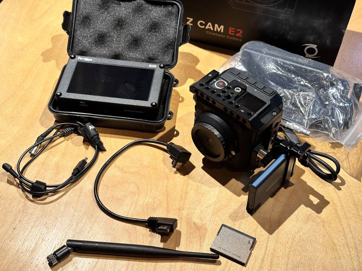 Z CAM E2 4K シネマカメラ + PortKey BM5 + その他付属品多数_画像2