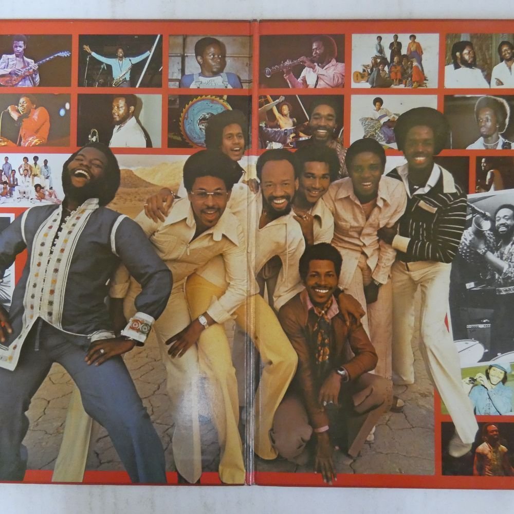 47051236;【国内盤/見開き】Earth, Wind & Fire / The Best of Earth, Wind & Fire Vol.1_画像2