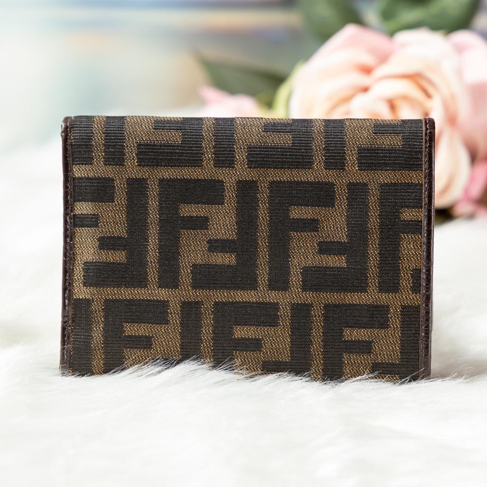 超美品　FENDI フェンディ　折り財布　キャンバス生地　ズッカ柄　FFロゴ_画像3