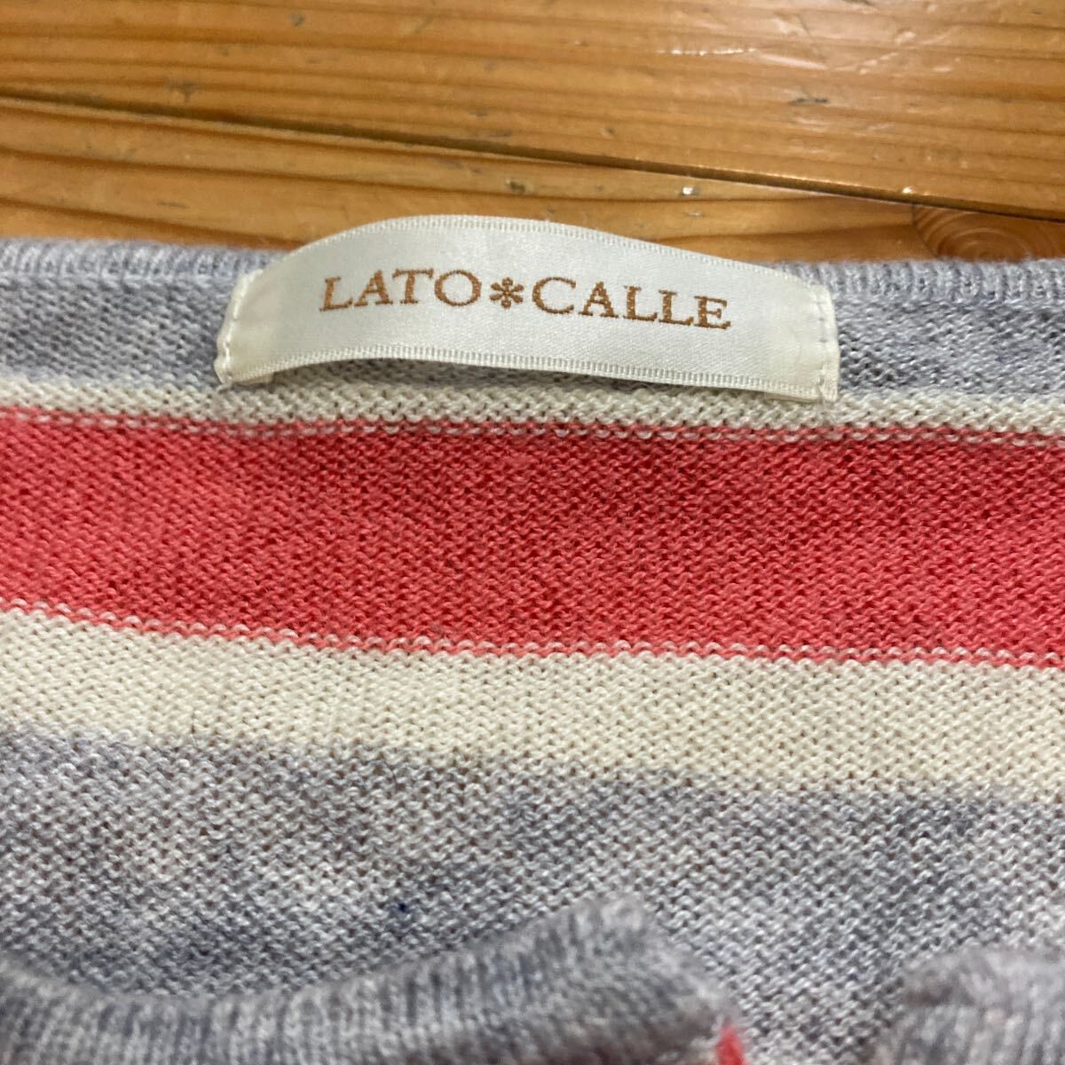 used 即決　送料無料♪LATO CALLE ラトカーレ　カーディガン　Mサイズ ポリエステル48％ナイロン22％アクリル20％毛10％_画像2