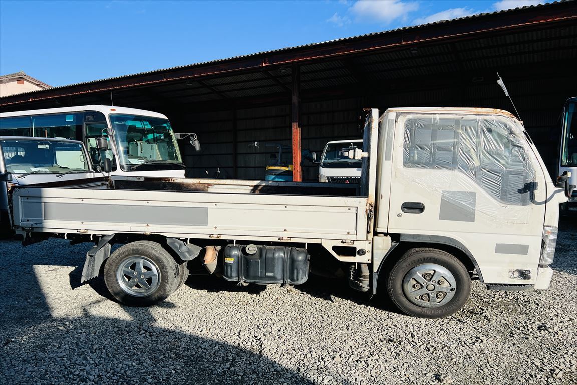  animation have! selling out!H23 year Isuzu Elf ELF flat deck low floor loading 2t 2.9L diesel 5 speed MT engine good condition! Saga Fukuoka 