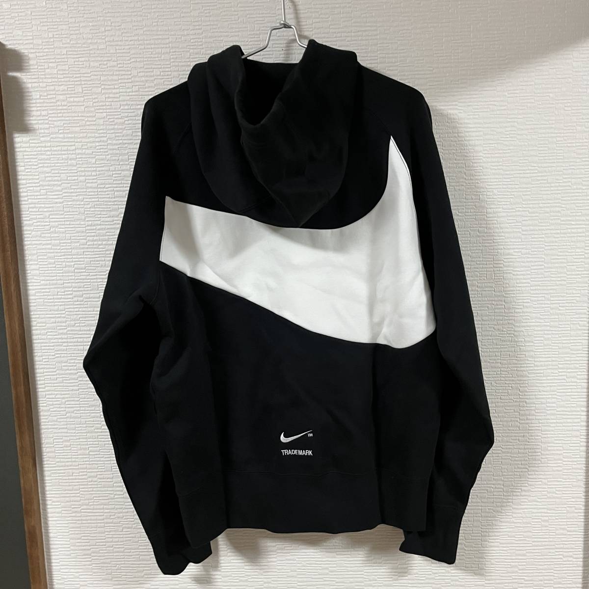 ２点 上下セット NIKE(ナイキ) - Mサイズ セットアップ スウッシュ ビッグスウッシュ パーカー ジョガーパンツ (新品タグ付き未着用品)の画像6