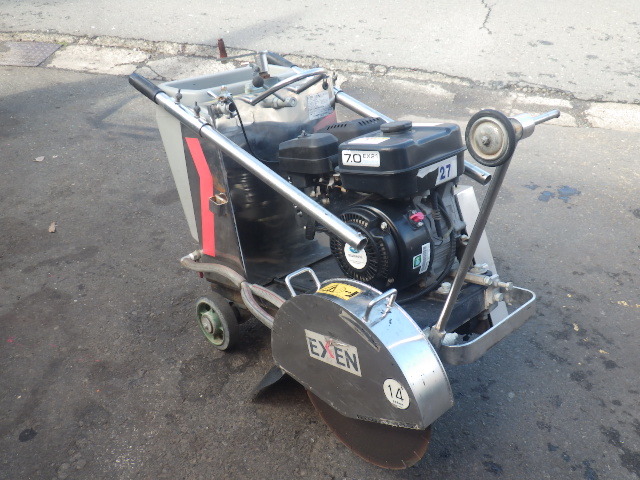 中古 EXEN エクセン エンジンコンクリートカッター ERC14B 新で 中古 EXEN エクセン エンジンコンクリートカッター ERC14B 新で