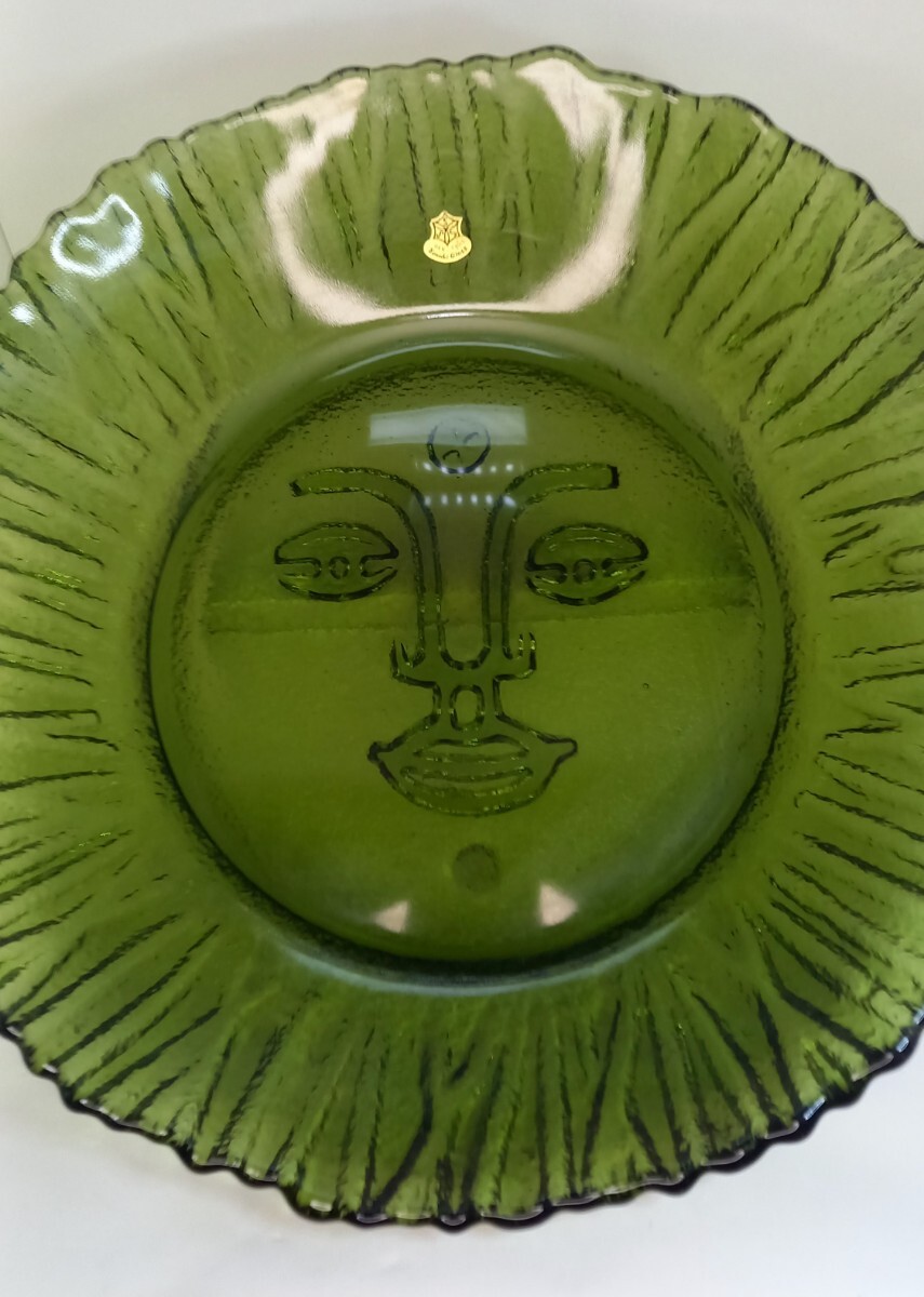 ササキガラスの飾り皿：顔 / グリーン」（直径約30㎝　レトロ　アンティーク_画像1