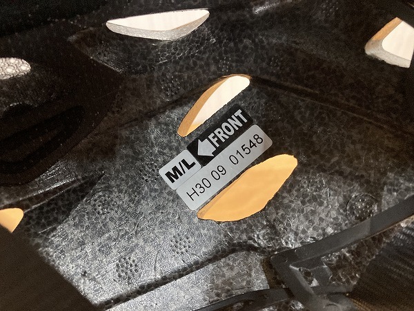美品 kabuto カブト Rect レクト ヘルメット M/Lサイズ ブラック（M7177）の画像3