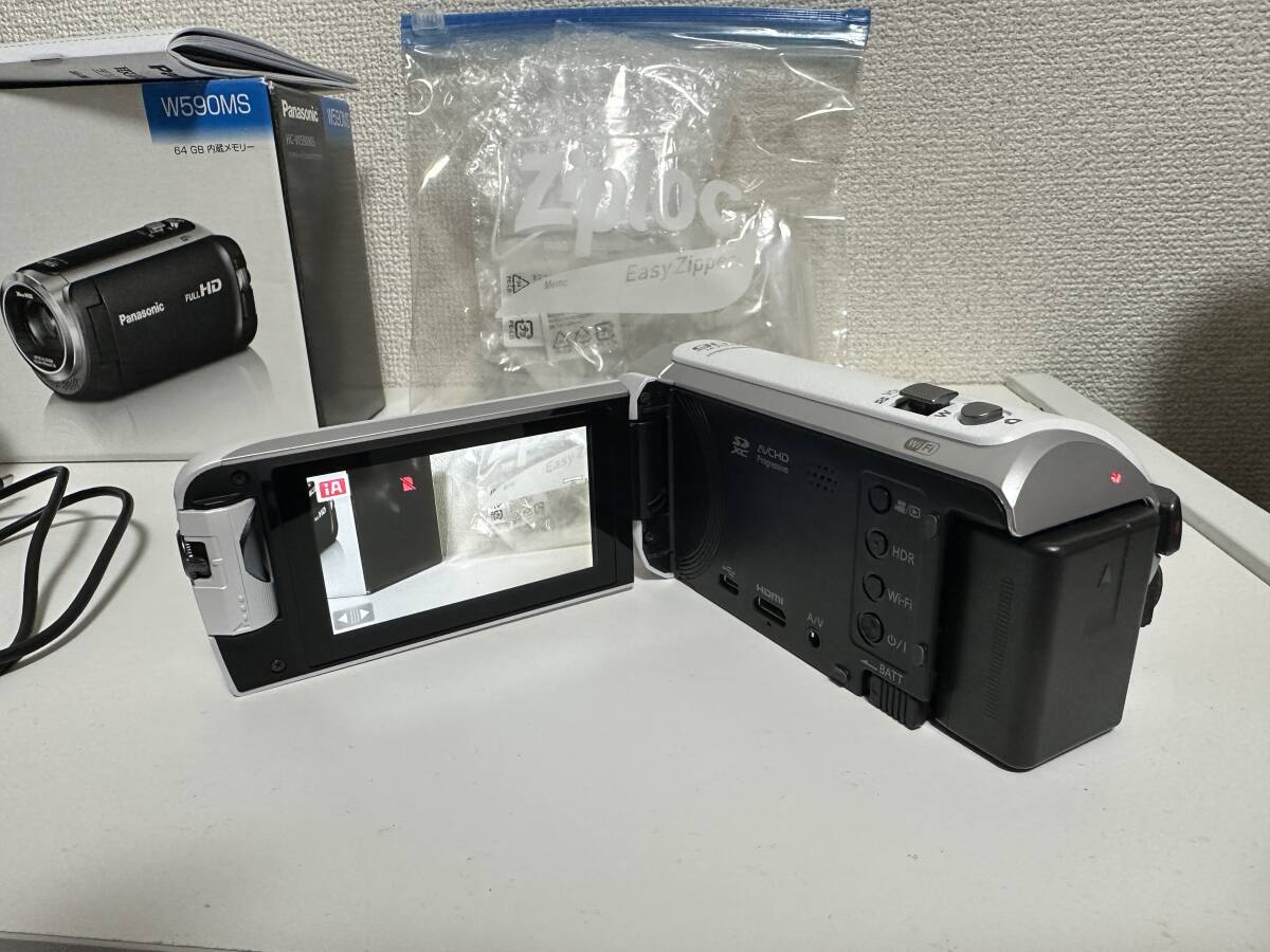 【中古品】Panasonic パナソニック ビデオカメラ HC-W590MS-W ホワイトの画像2