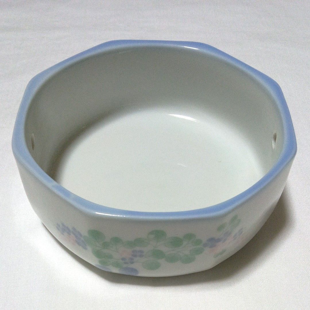 中鉢 盛り鉢 八角形 白 薄い青 花柄 漬け物皿 陶器 食器