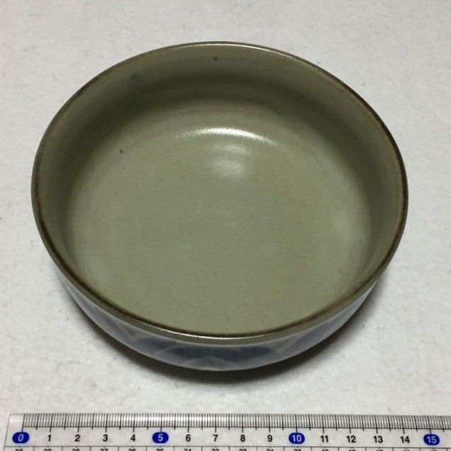 未使用 食器 中鉢 深皿 盛り皿 陶器 / 紺色の模様