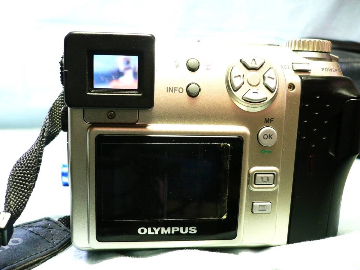 【動作確認済】オリンパス OLYMPUS CAMEDIA C-2100 ★純正ソフトケースとスマートメディア付の画像6