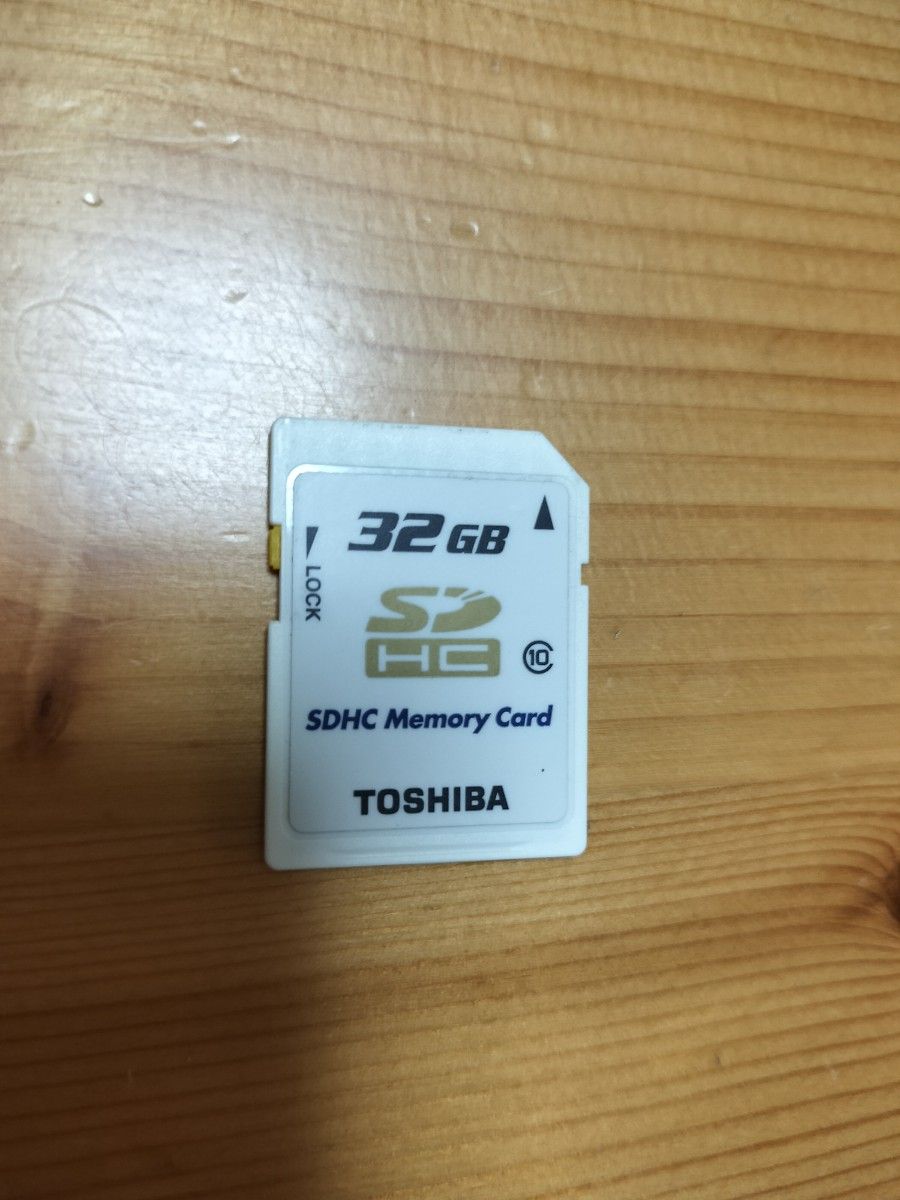 SDHCカード TOSHIBA フォーマット済み 32GB CLASS10