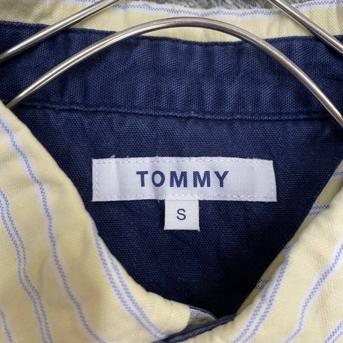 TOMMY トミー 長袖シャツ ストライプシャツ ボタンダウン サイズS イエロー 黄色 レディース トップス 最落なし （R17）_画像6