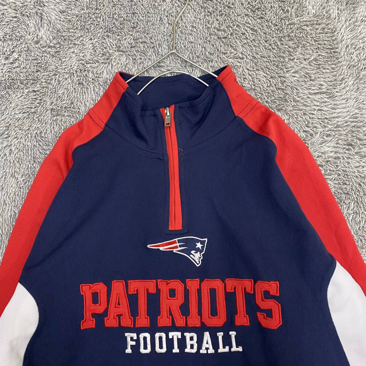 NFL ナショナルフットボールリーグ PATRIOTS ペイトリオッツ 長袖Tシャツ ハーフジップ サイズLL ネイビー 紺色 キッズ 最落なし （Y17）_画像3